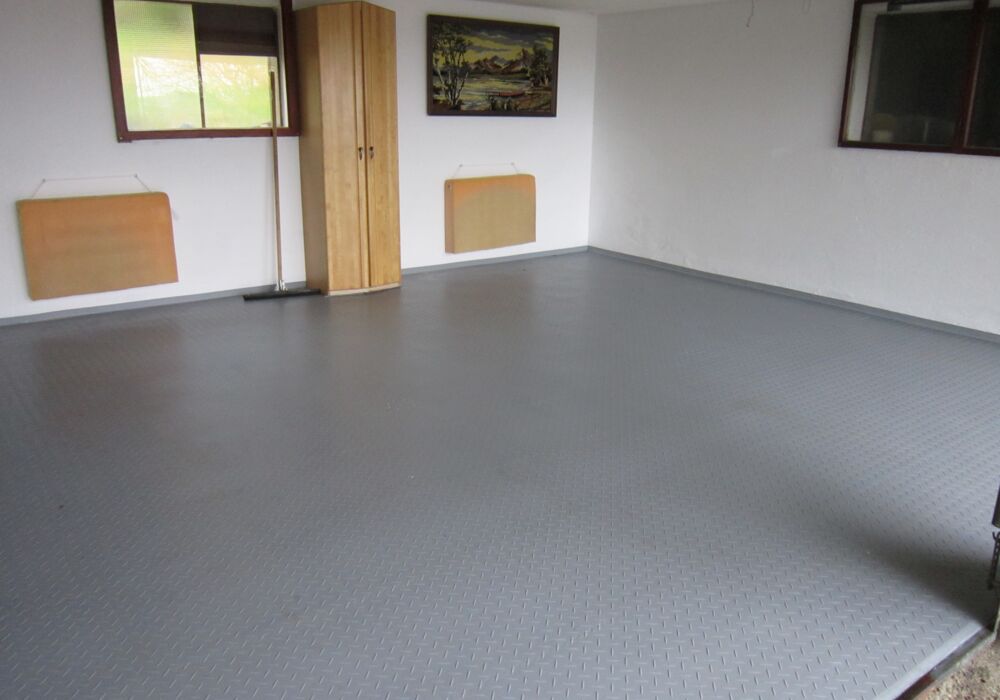 Garagenboden sanieren (Privat)