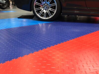 Boden für Messestand - BMW Farben / BMW Club
