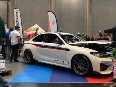 Boden für Messestand - BMW Farben / BMW Club