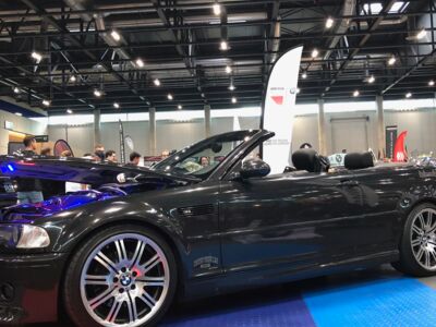 Boden für Messestand - BMW Farben / BMW Club
