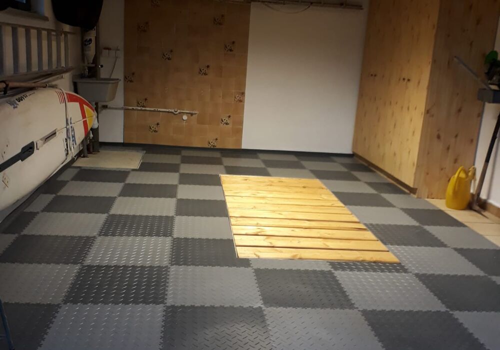 Neuer Garageboden