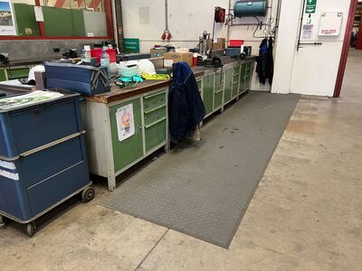 Ergonomischer Werkstattboden / Industriewerkstatt