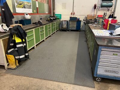 Ergonomischer Werkstattboden / Industriewerkstatt