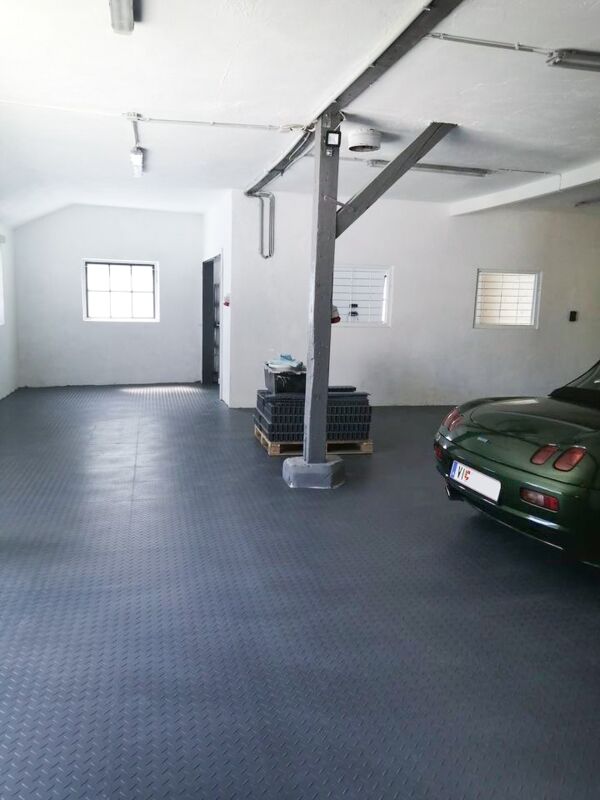 PVC Fliesen als Garagenboden - easyfloor